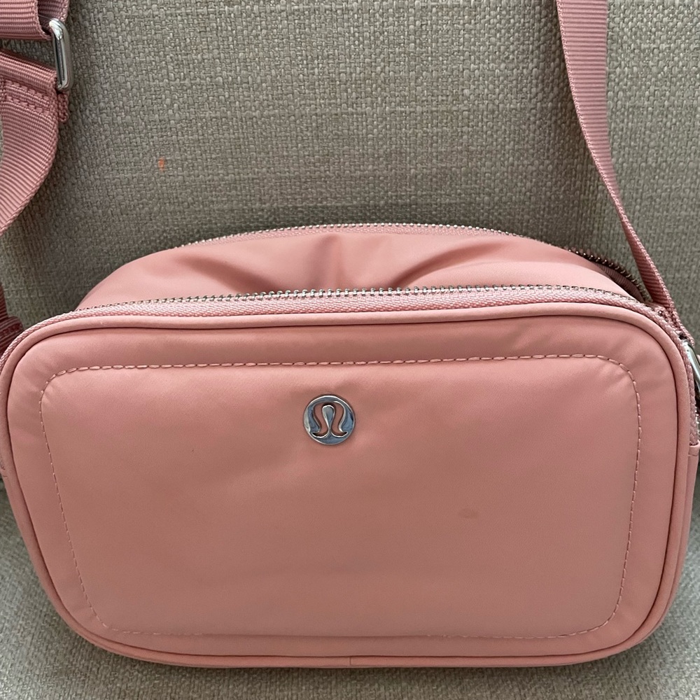 Lulu Crossbody